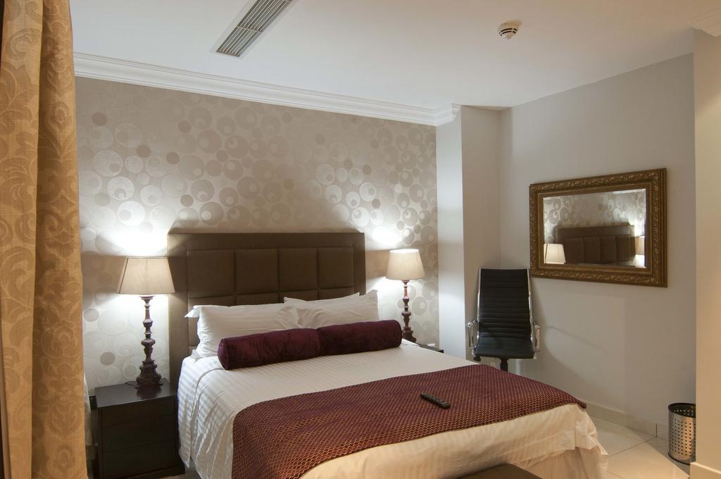 L'Eola Suites Abudża Pokój zdjęcie