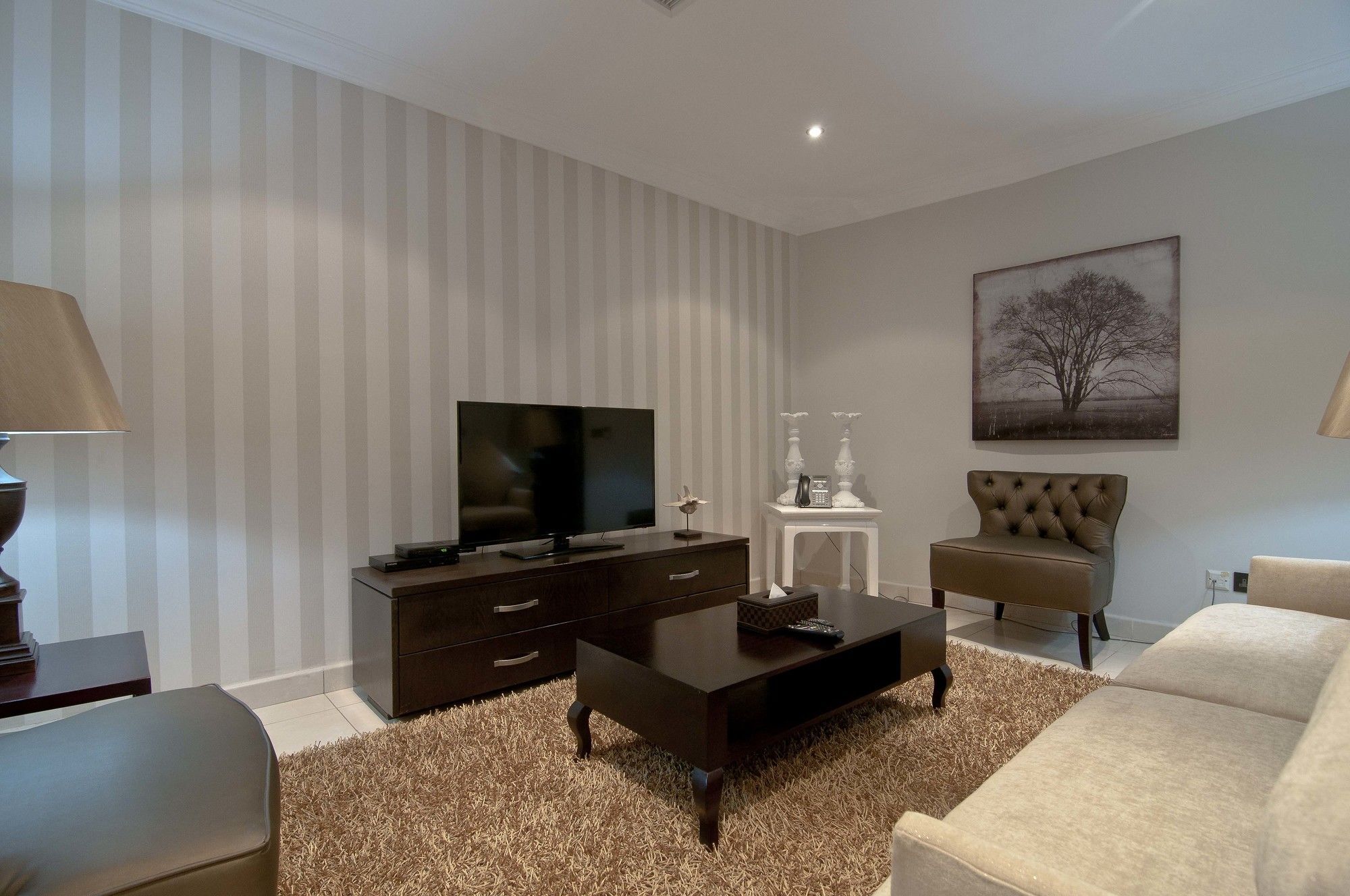 L'Eola Suites Abudża Zewnętrze zdjęcie