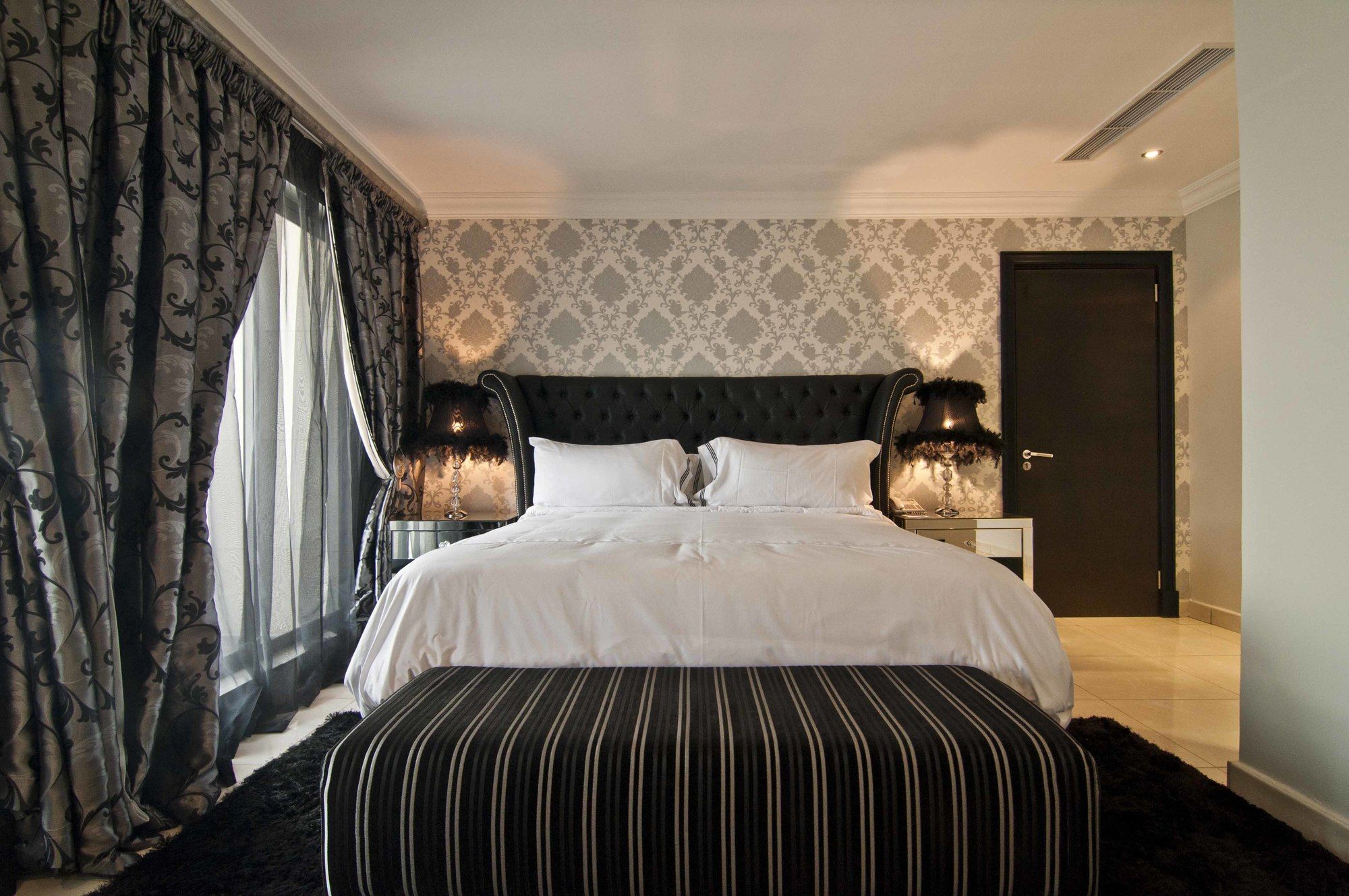 L'Eola Suites Abudża Zewnętrze zdjęcie